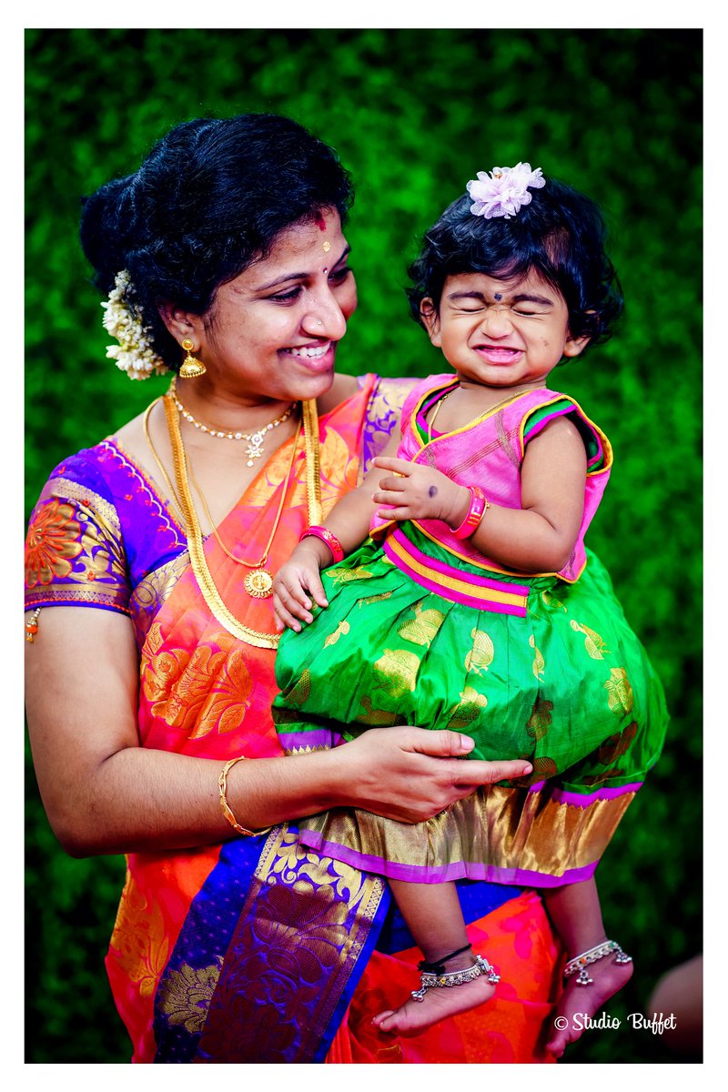 StudioBuffet's tweet photo. எனை தள்ளும் உன் குழி கன்னத்தில் என் சொர்க்கத்தை நான் கண்டேன் கண்ணே 😍😍#sonyalpha #sonyalphain #sonyuser #alphianfamily #studiobuffetclicks #alphaA7riii #sonya7riii #sonyfamily #a7riiifamily
For Booking Contact: +91 9597480100/ +91 7845443221
Mail us at: studiobuffetpdy@gmail.com https://t.co/R12zL19cMX