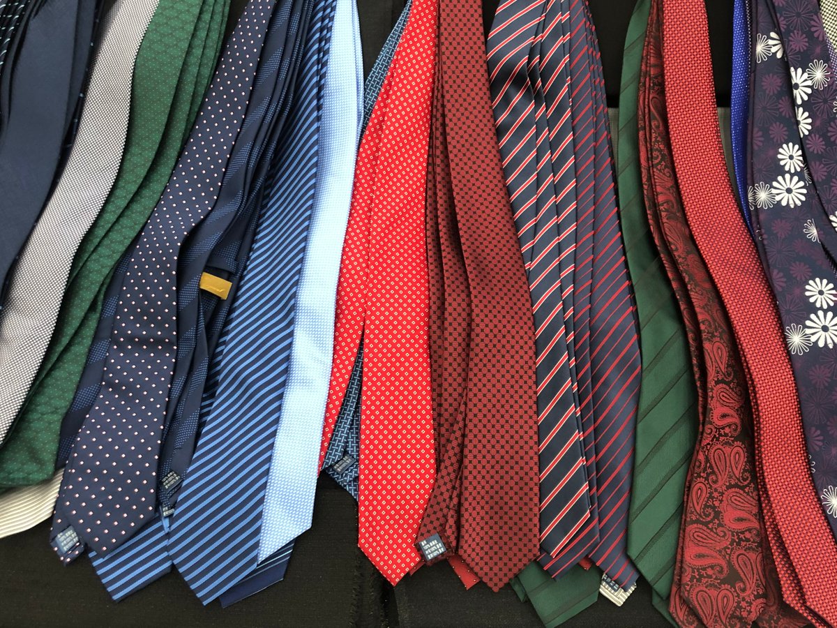 amy_tailors's tweet photo. Share your  love with us, RT &amp; Like our posts &amp; stand a chance to WIN a free Silk tie! let us slide into those DMs https://t.co/nUqcaWOtSf