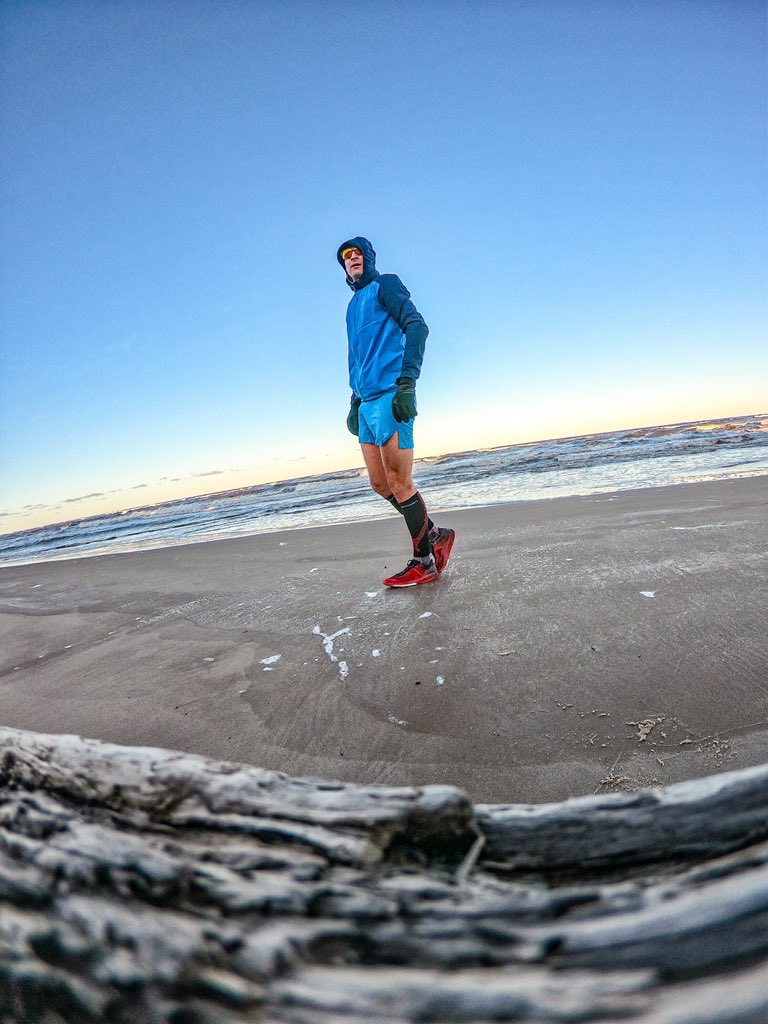 AnzeCesen's tweet photo. Baltic Run 🏃🏻🍀😉 @SalomonSports @SalomonRunning @suunto @run_renewables @Run_and_travel @runtagit @2Toms @MediDyne #SalomonRunning #TimeToPlay #RunTheOne @RudyProject1985 @GoPro @trailrunnermag https://t.co/NlrSROXN72