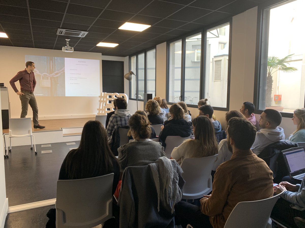 espublicite's tweet image. COM’&amp;amp;TALK | AT INTERNET
Pour le Com’&amp;amp;Talk de ce midi, Louis-Marie Guérif, Strategic Projects Lead &amp;amp; Privacy Specialist chez @AT_Internet vient nous parler de #DataPrivacy2020