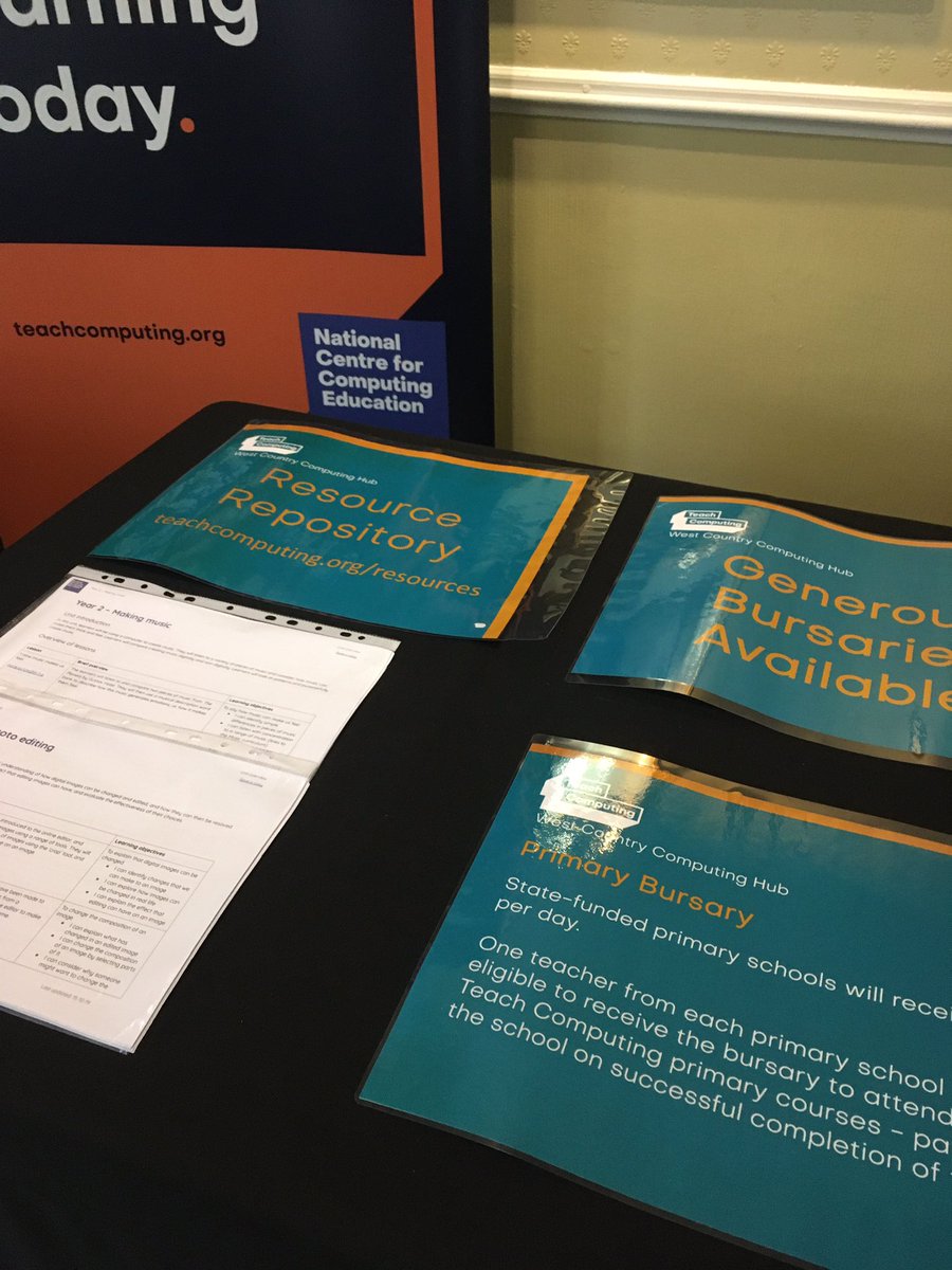 TeachCompDevDor's tweet image. Bursary-funded courses and a FREE resource repository - come find out more at the #SWTechConf20
#TeachComputing #WeAreComputing #ComputingCPD #SoithWestCPD