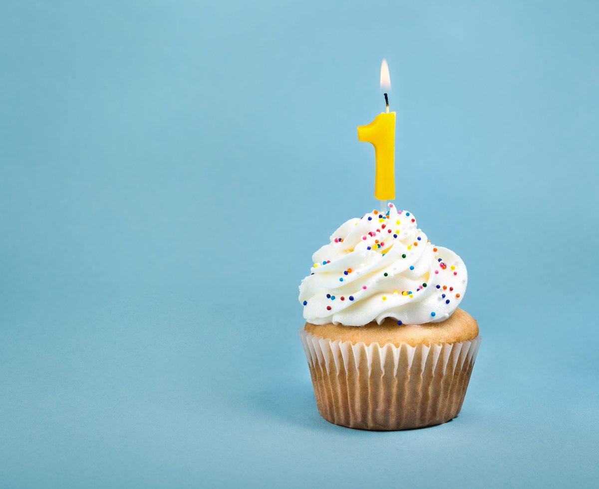 Together_Money's tweet photo. #TogetherPlus is one! 🥳🧁

Thank you to all our partners for your support over the past 12 months. 

#Mortgagebrokers #MortgageExpert https://t.co/7NNT2SNXbP