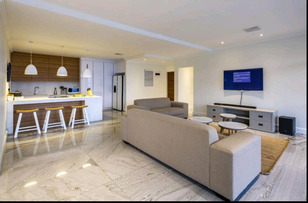 Brother_Mike__'s tweet photo. This air bnb in durban is tooo nice, 
Off peak season is R1000 per night and accommodates up to 5 people,
2 bedroom sleeper,

Hake jole I'm just preparing for the next mjolo 😂 https://t.co/TZ50g5pydv