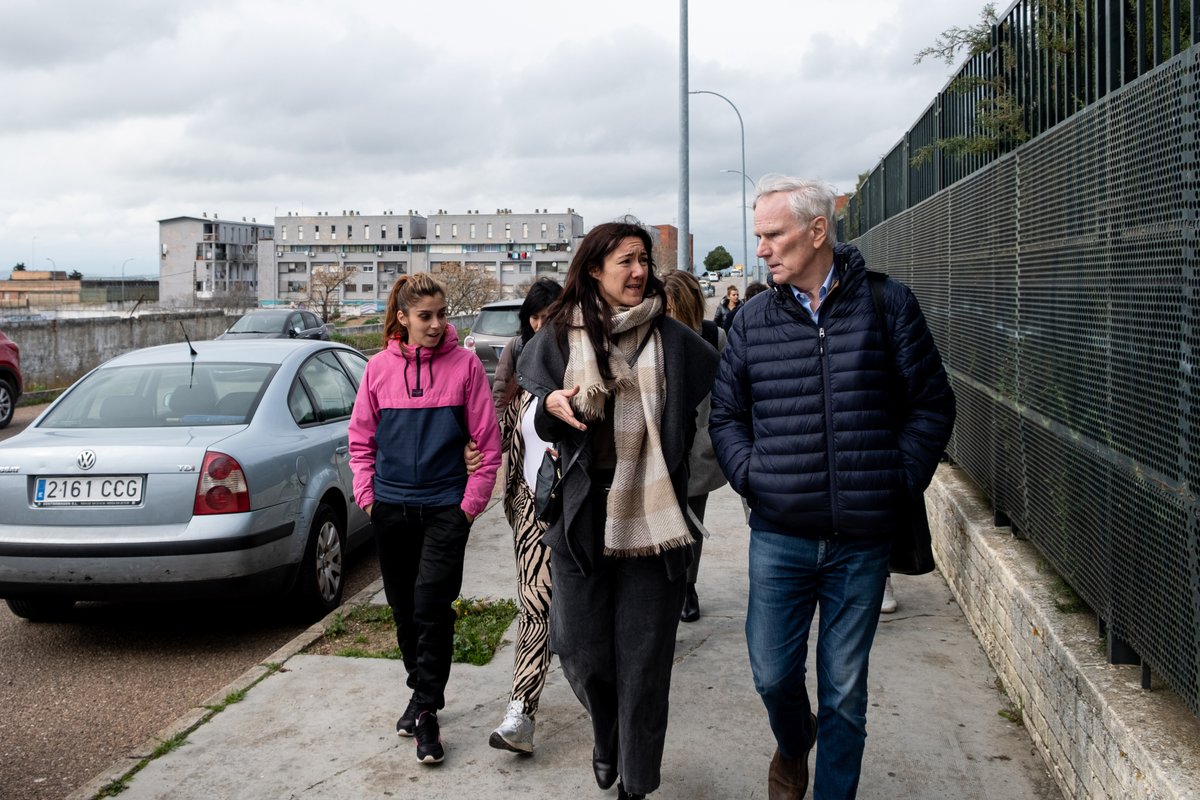 PhilipGAlston's tweet photo. Following my visit investigating poverty in #Spain, I found that it is utterly failing people in poverty, whose situation now ranks among the worst in the EU. The preliminary findings from my visit are now available here: https://t.co/kotJRJonGZ #España https://t.co/DkES30ySju