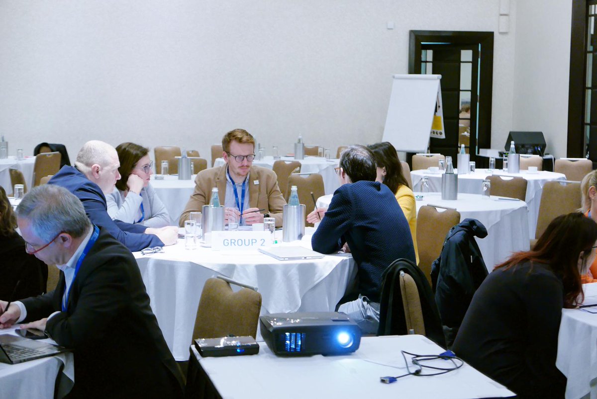 ETC_Corporate's tweet photo. Members of our Market Intelligence group 📊📈 discussing future areas of interest to be explored by ETC in 2021. #ETCMalta https://t.co/Qavd6wy6DK
