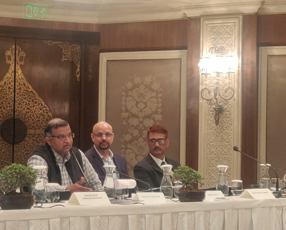 arthsastra's tweet photo. Rameesh Kailasam, CEO, https://t.co/JEkATWKU9V talks of the journey of an innovator: "We have a fantastic market for buyers and sellers but problems exist due to the multiple regulatory compliances present within India." @rameeshkailasam @PRAlliance #CompeteOnIPR https://t.co/QStdf9rlaz