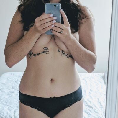 HenriManon2's tweet photo. Coucou les loulous 🥰 je suis dhumeur coquine aujourd’hui 😏 https://t.co/HAyIEgQubJ