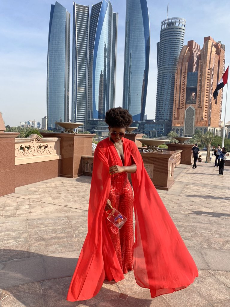 RoseyLarissa's tweet photo. Lady in red 🥵 https://t.co/ezRfxO74iW