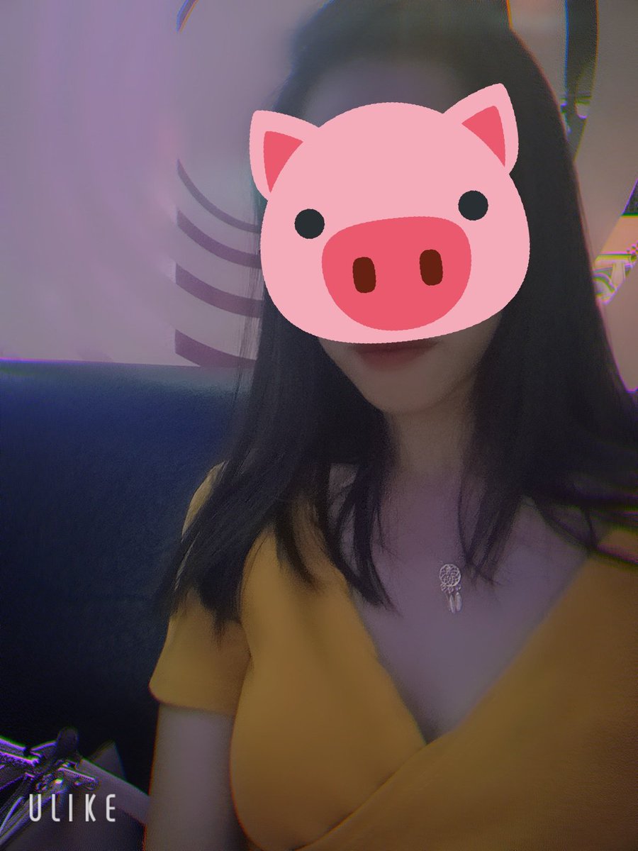 Palabola99's tweet photo. แฮร่🐽
#เรียลหญิง #เรียลนักศึกษา #Futureparkrangsit https://t.co/GAyCZxrFPm