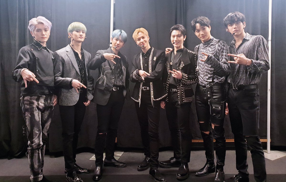 superm's tweet photo. 🍁🤘🔥

#SuperM #SuperMinVancouver #WeAreTheFuture #SuperMTheFuture #WeAreTheFutureLive https://t.co/UwtzkOhhTn