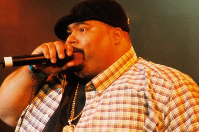 Рэпер big pun. Рэпер big pun. Big pun рэперы сша. Биг пан худой. Биг пан и фэт джо.