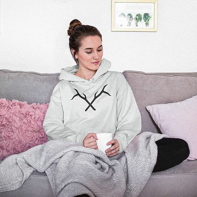 Coffee & Comfort ☕ 
Our hoodies are 100% plant based, good on you, good for the environment.

#slowfashion #plantbased #organiccotton #sustainablestreetwear #sustainable #vegan #simplefits #streetwear #dailystreetwear #ethicallymade #bideandfecht ift.tt/387lT8y