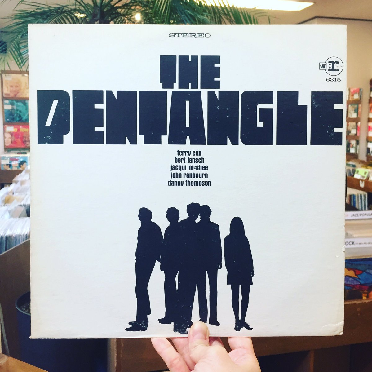 ccnd_kichijoji's tweet image. the pentangle / s.t. ('68)

英国トラッドフォークとブルースとジャズをブレンドした素晴らしい音楽性を持つグループの名作1st。冬の寒い日の午後。

#thepentangle #レコード買います
