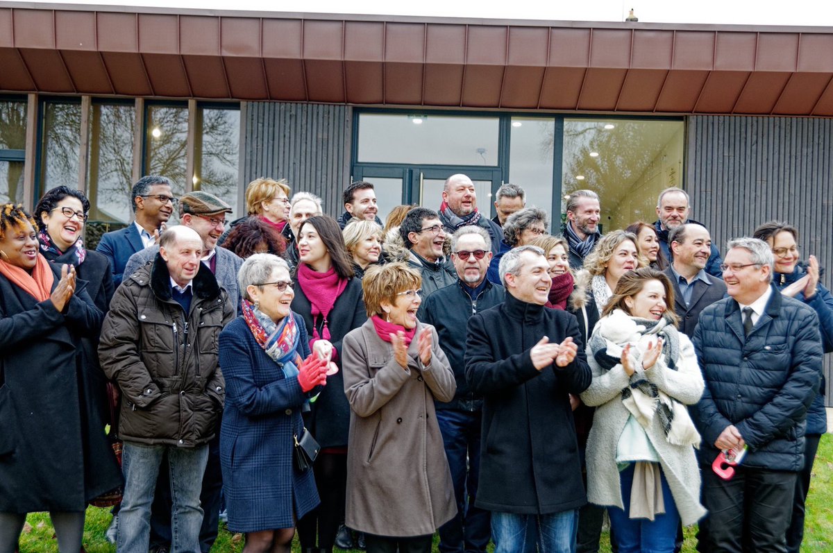 DourdanAvance's tweet photo. Une équipe expérimentée, renouvelée, motivée. Ensemble, Dourdan avance ! https://t.co/bNYJGvdycc
#Municipales2020 #Dourdan #Essonne https://t.co/Sg1Vlxd3Qz