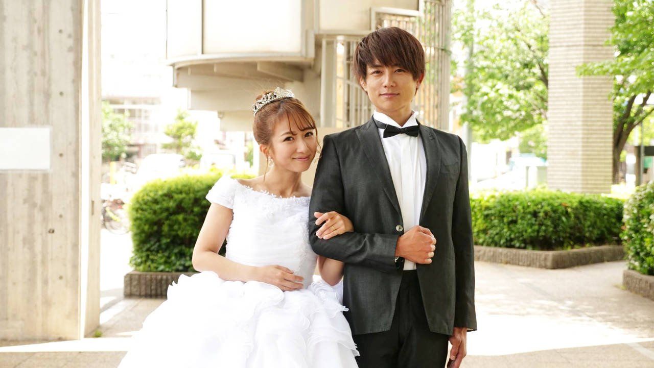 With編集部 辻ちゃんの結婚式 私たちが結婚式を挙げたのは 軽井沢の教会 入籍約1ヵ月後で 準備期間 は2ヵ月 後悔しない結婚式をあげるために辻ちゃんがしたこととは T Co X6uczue862 T Co Tpox1jygee Twitter
