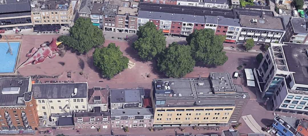 Via google maps is het aardvarken al verhuisd naar gele rijdersplein.😀😉

#GemeenteArnhem
#BinnenstadArnhem
#Aardvarken