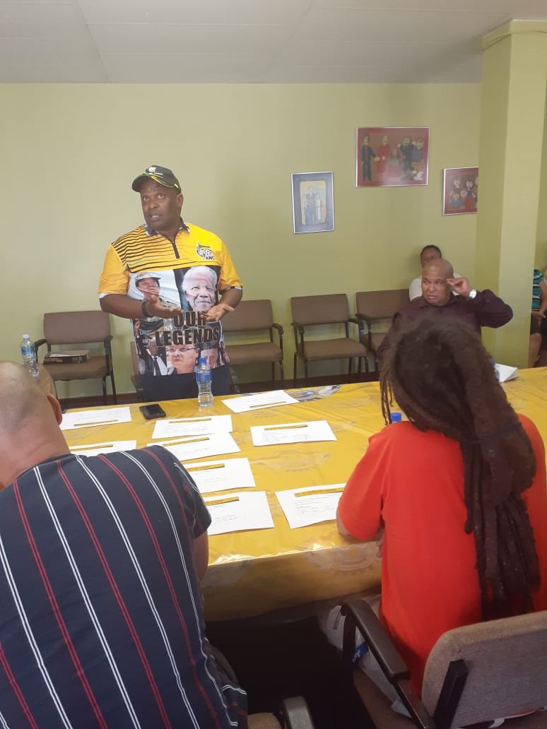 NgxangaDeshi's tweet photo. Preparing the ANC branches in Namakwa region for their regional conference. https://t.co/xD3qWAamy1