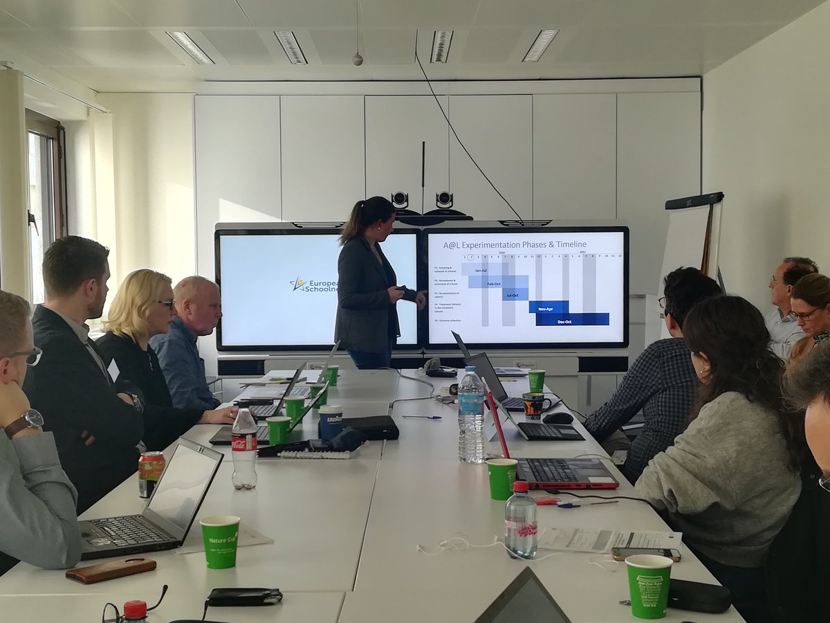 FbkIrvapp's tweet image. .@SMarzadro presenting the assess(at)learning trial design on the impact of #DigitalFormativeAssessment on teachers and students in five EU countries @eu_schoolnet @Katja_EUN #RandomizedControlledTrial #education @LorisVergolini @davazzolini