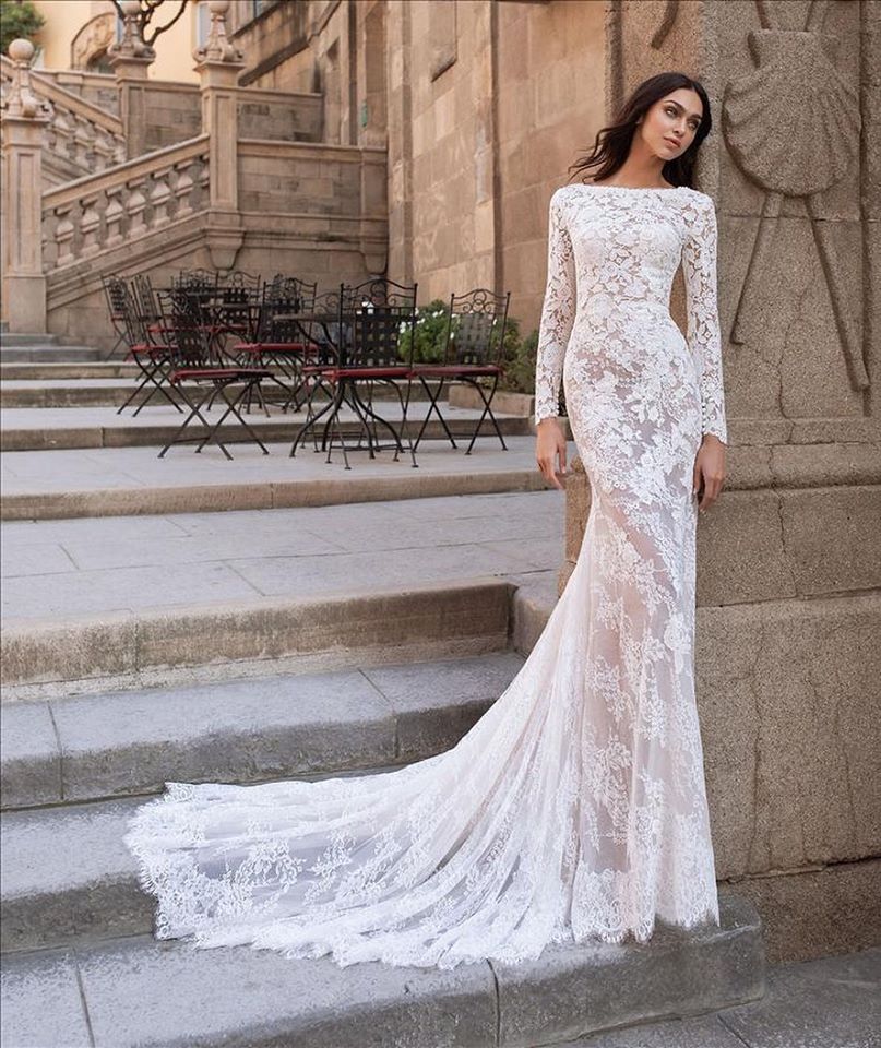 <a href="/Theboutique_uk/">The Boutique</a> are a luxury bridal store with designer Gowns by Pronovias, Mori Lee, Sottero &amp; Midgle and more! 😍

Catch them on our Olympia London catwalk &amp; at stand D48