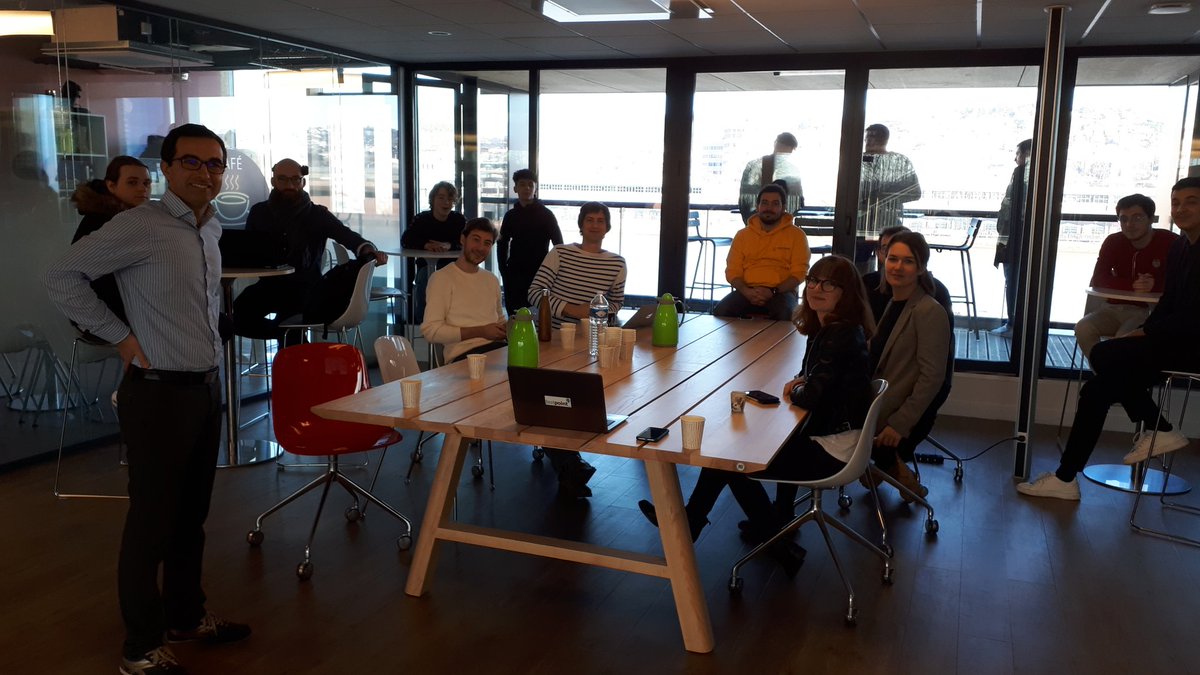 VillageCA_Rouen's tweet image. Aujourd'hui au @VillageCA_Rouen , c'est co lunch avec notre start-up @FastPointFrance !