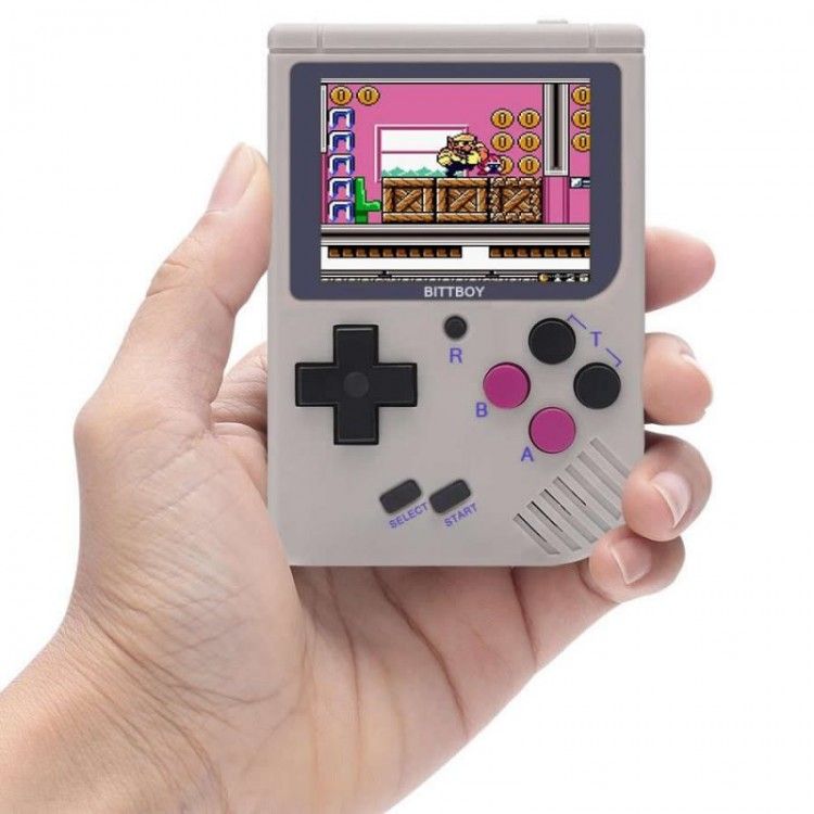 PHONEPLACE2's tweet image. ✔️Jouez à vos classiques de jeu rétro préférés
✔️Écran d&apos;affichage IPS 2.4 &quot;de haute qualité 
✔️Charge des jeux via carte Micro SD
✔️Luminosité de l&apos;écran réglable
✔️Boutons L, R, le cadran de volume
✅ seulement a 49,00 € 🔥

&amp;gt;&amp;gt;dispo ici ▶️ buff.ly/373QaDW