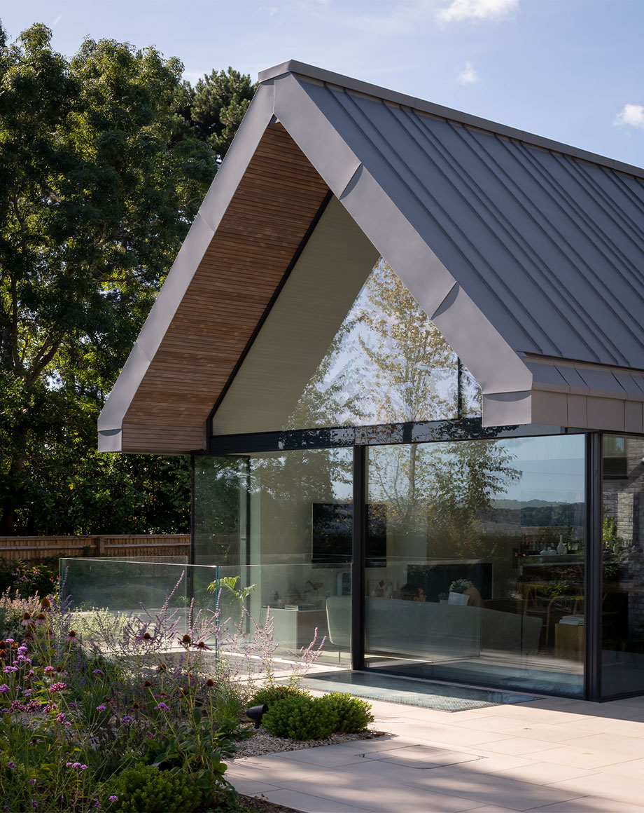 Spratley & Partners (@spratleyprtnrs) on Twitter photo Thank you French <a href="/journaldesign/">journal du design</a> for featuring our Field House residential project: bit.ly/382OADs 🙌#architecture #design #britishdesign #contemporary #residential #berkshire #greenbelt #cantilever #zincroof #timerbladding #gable #journaldudesign Thank you French <a href="/journaldesign/">journal du design</a> for featuring our Field House residential project: bit.ly/382OADs 🙌#architecture #design #britishdesign #contemporary #residential #berkshire #greenbelt #cantilever #zincroof #timerbladding #gable #journaldudesign