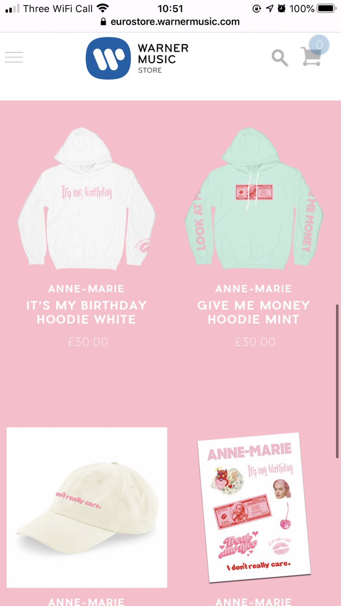 lAmMegCasey's tweet photo. @AnneMarie THERES NEW MERCH. https://t.co/KAeTimVh18