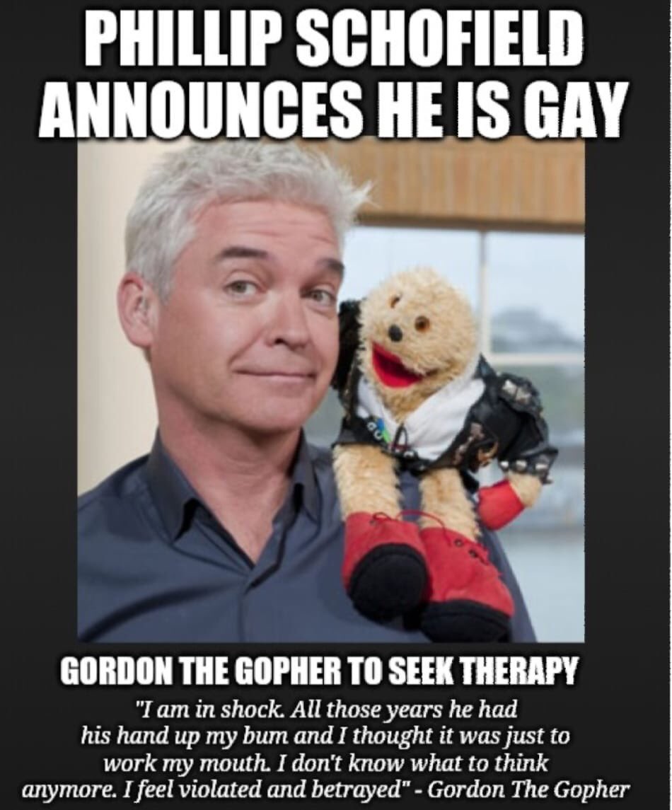 Phillip Schofield comes out EQKv4V5WoAAcfZQ