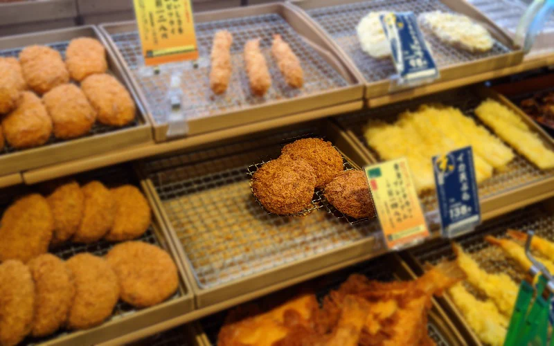 惣菜も！パンも！こうすれば出来立てホカホカをピンポイントで見極めれます！