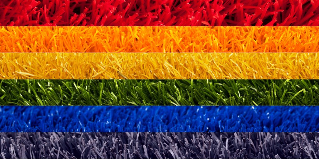 Namgrass's tweet photo. We're all admiring the bravery of Phillip Schofield in the office today💚
#loveislove https://t.co/1i3b1ur4eR