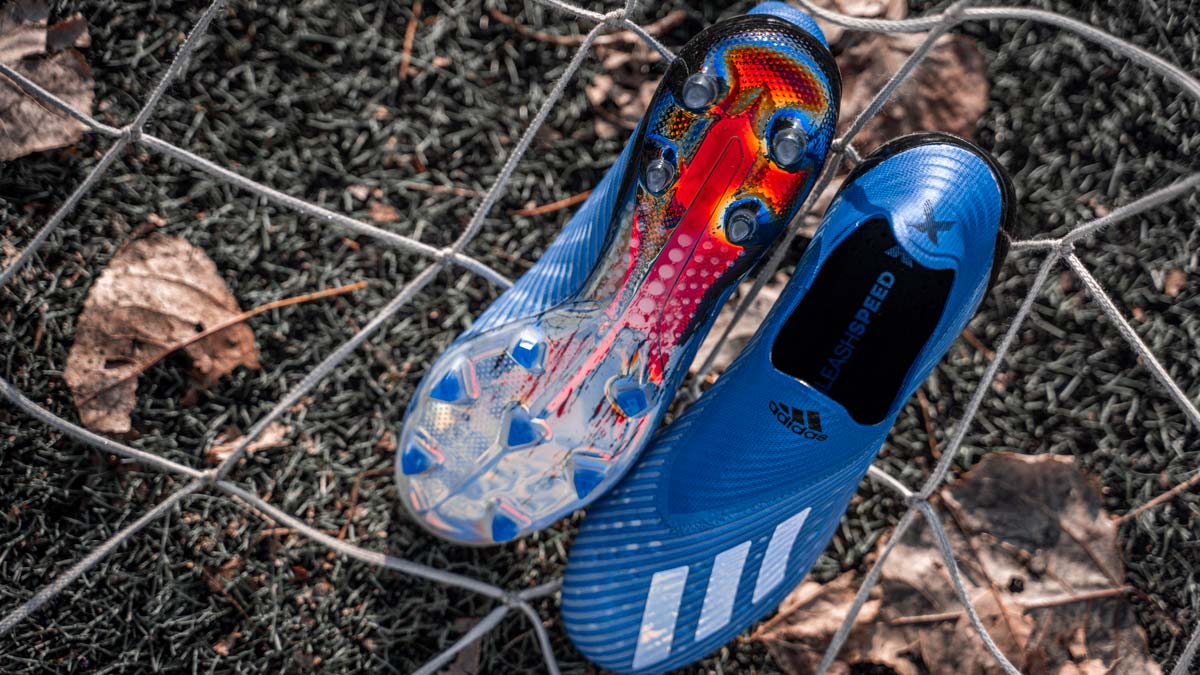 futbolemotion's tweet photo. ☄️La velocidad plasmada en el terreno de juego⚡️
--
Nueva @adidasfootball X 19+ del Mutator Pack disponible a través de nuestra web: https://t.co/rdbjNjt8AA
--
#adidasFootball #adidas #MutatorPack #X19 #DareToCreate #FutbolEmotion https://t.co/oOu39Mw7Vt