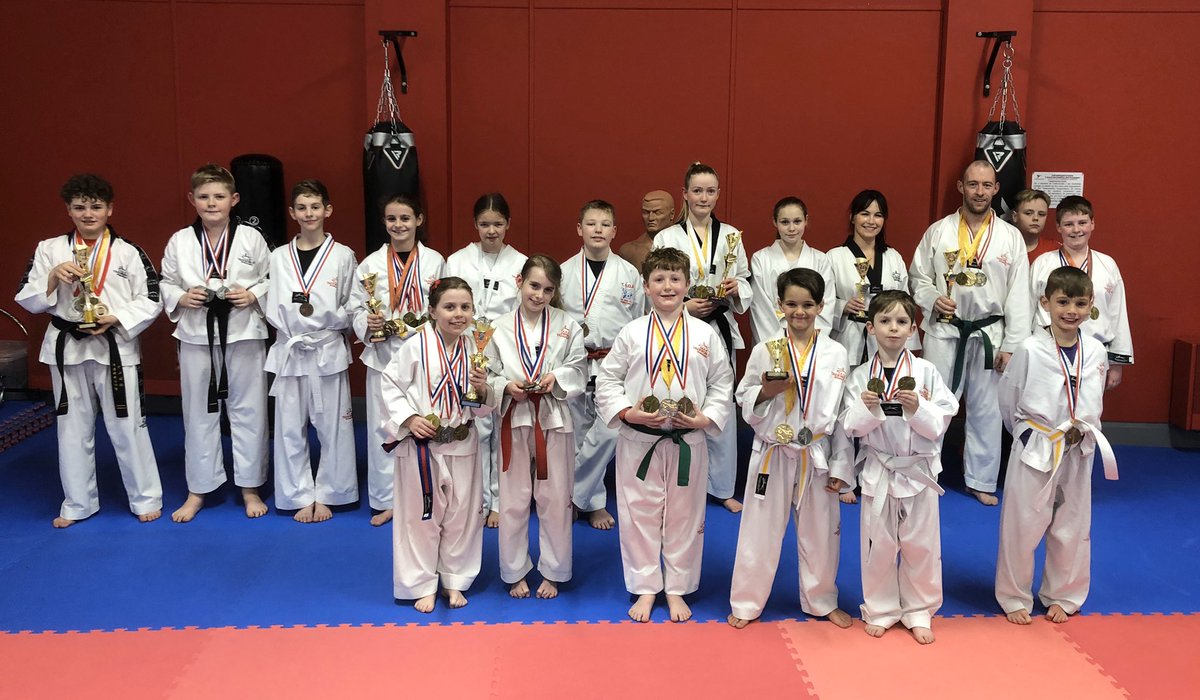 tkd4lifetagb's tweet photo. Some of our recent tournament Superstar winners with their medals and trophies! 
What a great team we have! Unfortunately a fair few couldn’t be there tonight.
Well done to our fantastic students!🏆🥇🥈🥉
#prestatyn #rhyl #denbighshire https://t.co/j67Y2GeOAI