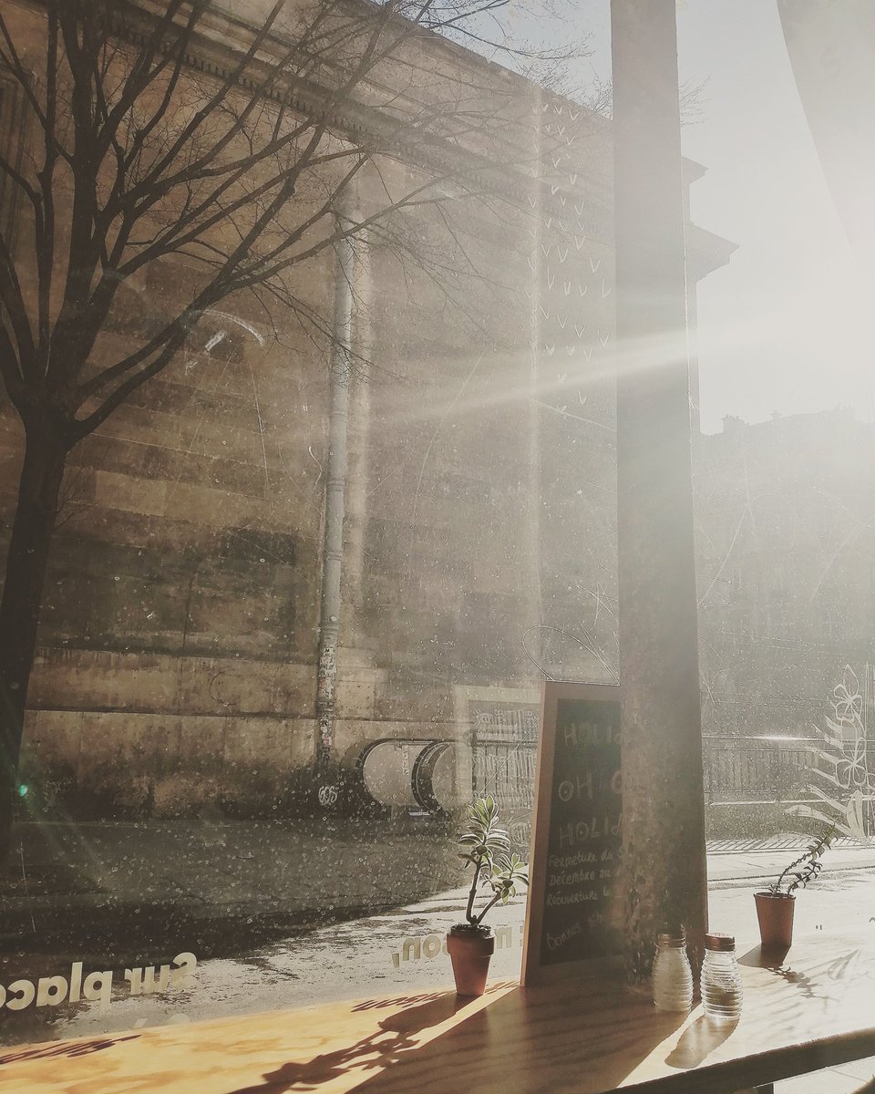 Ozonsofficiel's tweet photo. On marque une pause pour vous trouver du #travail! #paris #Ozons #territoirezerochomage #Nouveaumodederecrutement #chomage #atypique #soyezvousmeme #soyezheureux https://t.co/k75GzcB1aR
