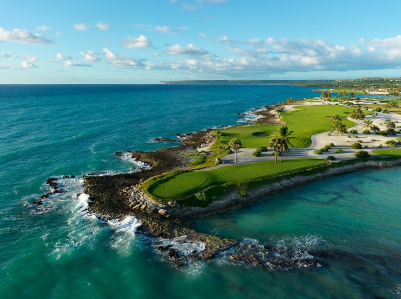 WGAgolf's tweet photo. The fact that it's Friday and freezing cold in Texas has us dreaming of playing @PuntaEspadaGolf right now. How about you? https://t.co/rmMEGcAIGk