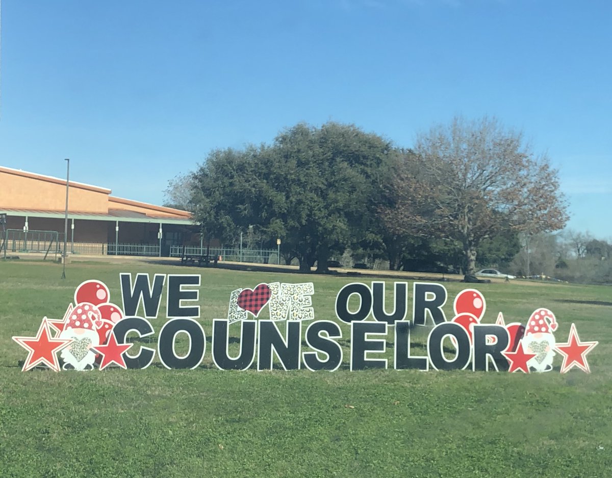 KrauseElem's tweet photo. It's National School Counselors Week and we have been celebrating our amazing counselor, Roseann Mueller!! We can't thank you enough for all you do for Krause! We LOVE you! @BrenhamISD #GreatThingsBrenham #kesstickstogether https://t.co/P43Mv7P8Wt