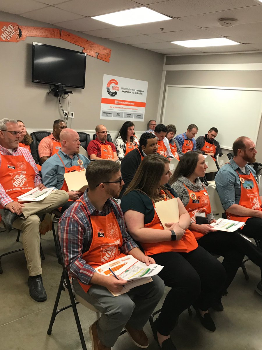 THD_David_Aaron's tweet photo. Kicked off a Southeast Regional Alignment Meeting for D8 &amp; D58!

Customer Engagement—>Educate the Customer—>Ask for the Sale—>Every Costumer, Every Time! 

Sales/Margin/LTSA

 #drivefor30

https://t.co/0X3DpjbgAx https://t.co/JiUkZe6Pwm