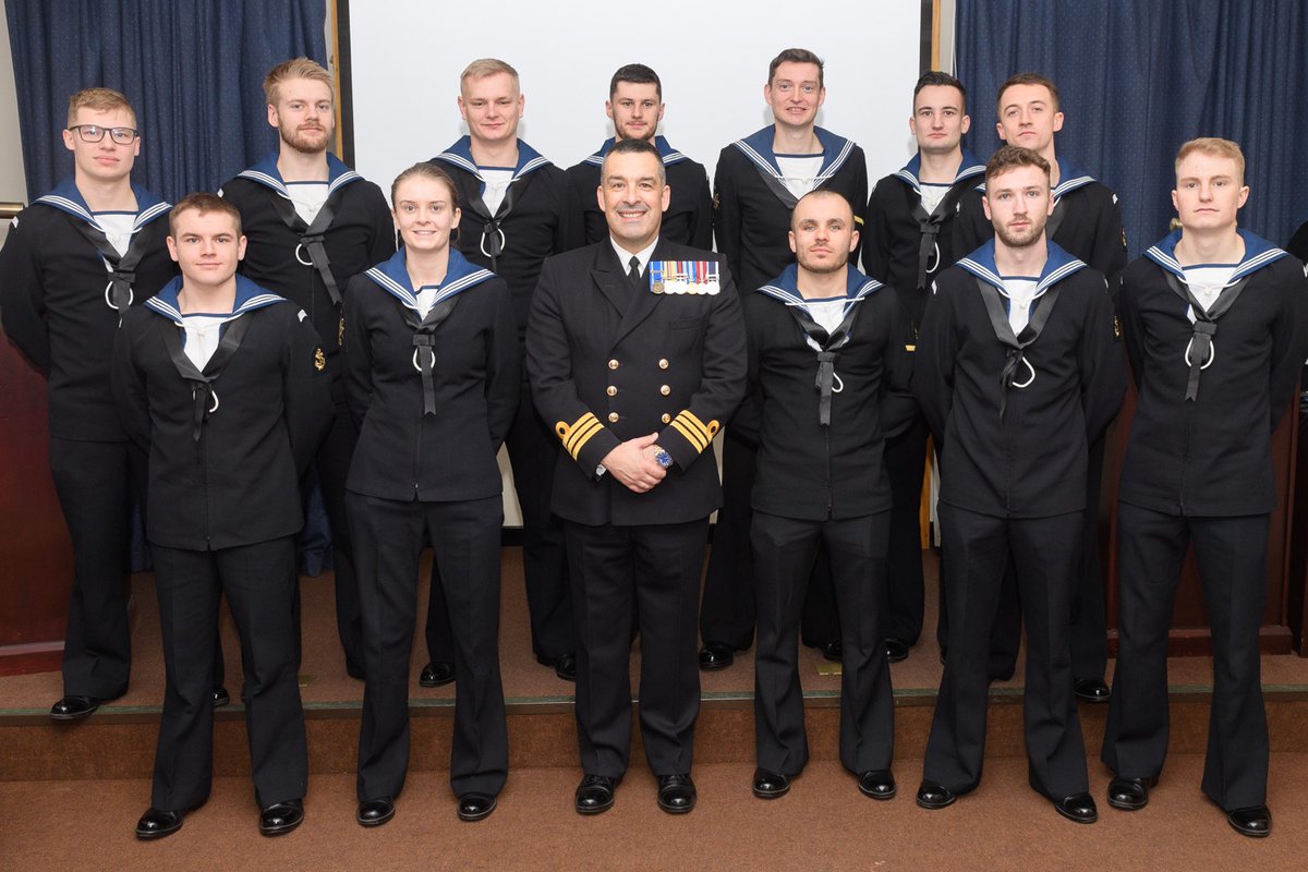 HMS_Collingwood's tweet photo. #apprentice graduations continue at pace @HMS_Collingwood. Every week is #NAW2020 Go #Further @RoyalNavy #EngineersOnAmission @RNJobsUK for your fantastic opportunities.... #Secure #HarryWeekenders #FlashUpTheQuatroKnocker https://t.co/oAX2HDqp1O