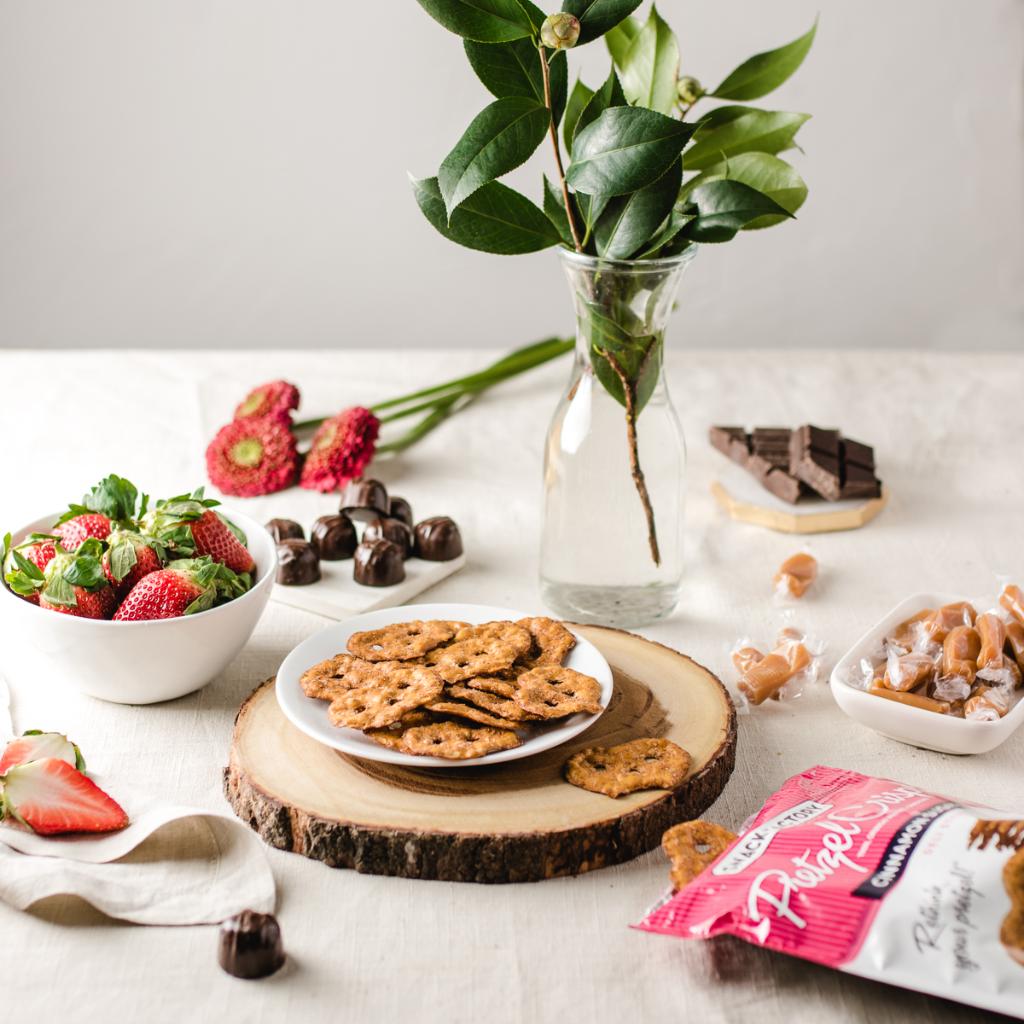 Starting the weekend off on a sweet note with Cinnamon Sugar Pretzel Crisps