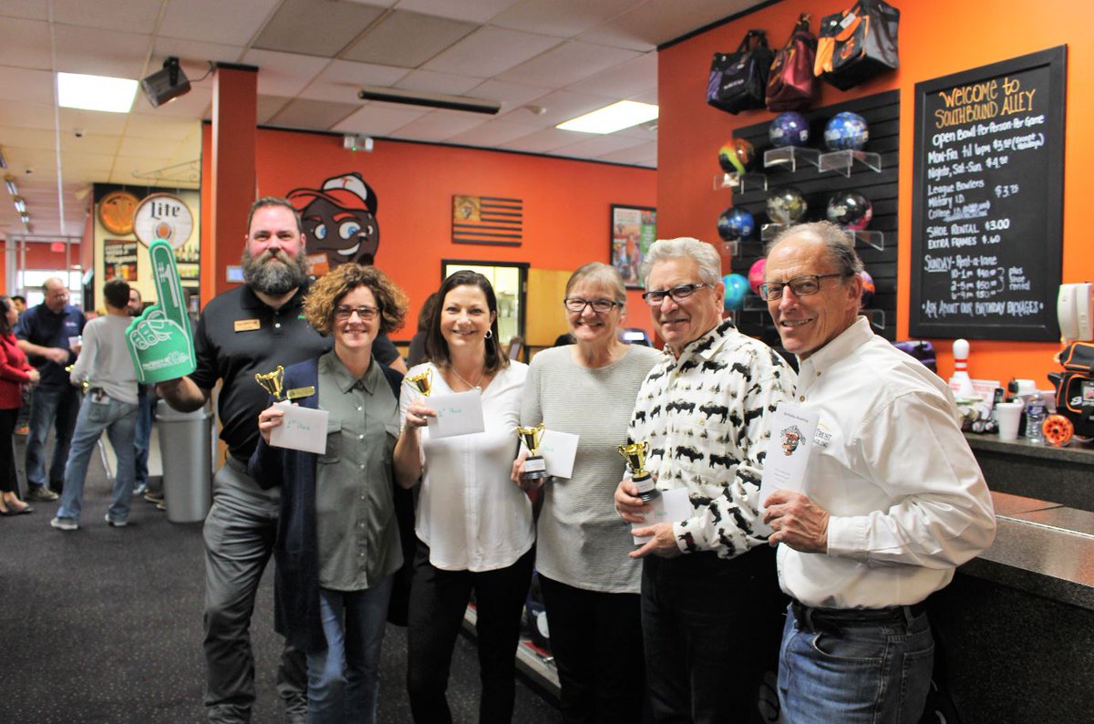 CoastalAOR's tweet photo. @CoastalAOR holds annual #BowlingForBusinessCards event at #SouthBoundAlley: https://t.co/WvRoDghWox #realtors #realtor #ThatsWhoWeR #realestate #maryland #easternshore #mdpride #local #accurate #trusted #professionals #community #home #house https://t.co/73kjOJvjCW