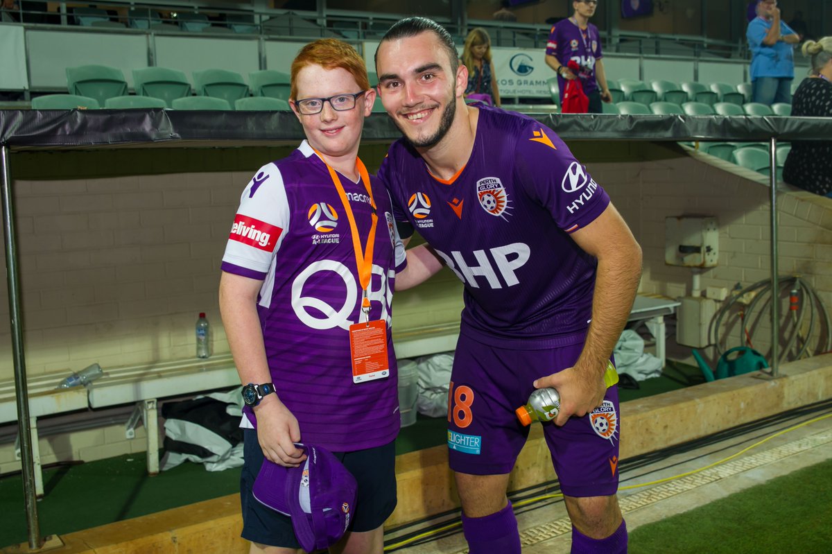 Josh having a photo post match with Olyroos star and tonights player of the match, Nick D'Agostino 
<a href="/daggers_98/">Nick D’Agostino</a> <a href="/PerthGloryFC/">Perth Glory FC</a>