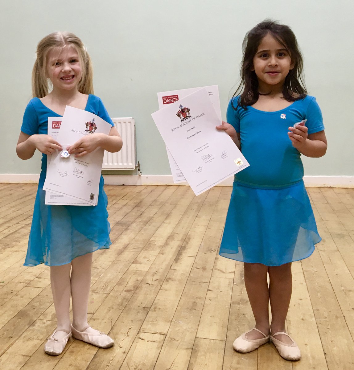 BridgeBallet's tweet photo. Ahhh the first of our RAD exam certificates and medals have been given out. First up were our Rochester Pre-Primaries #RADballet @RADheadquarters #hardworkpaysoff https://t.co/3Yfb3etDYG