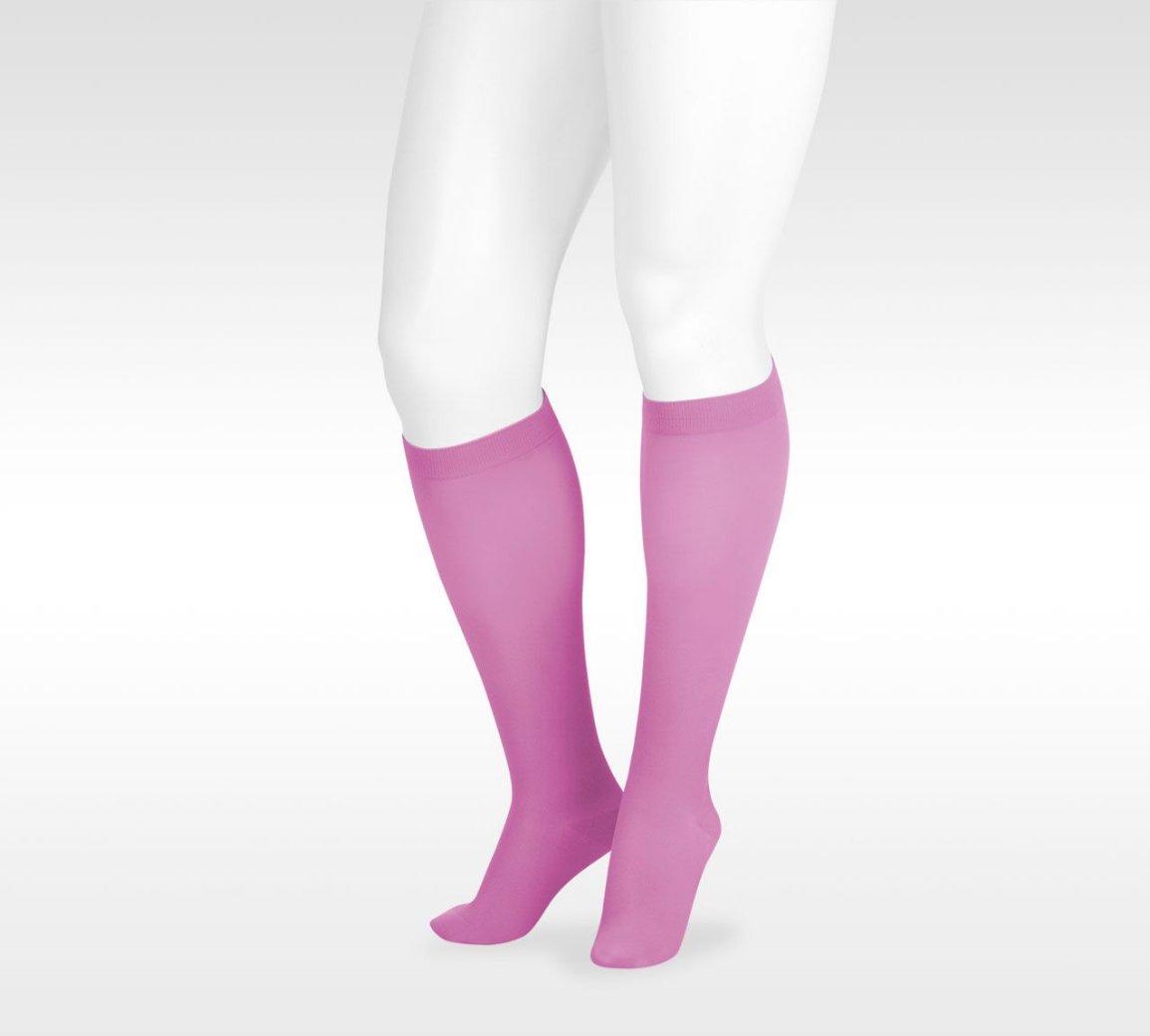 LehanDrugs's tweet photo. DYK: Lehan Drugs in DeKalb has a full Women's Health Department &amp; Boutique, here to help you! Whether it's a bra fitting, compression garments, or help with post-mastectomy products, our Women's Health Department is here for you! https://t.co/ft6i2v6eE4

#LehanDrugs #WomensHealth https://t.co/rakRYWcDSA