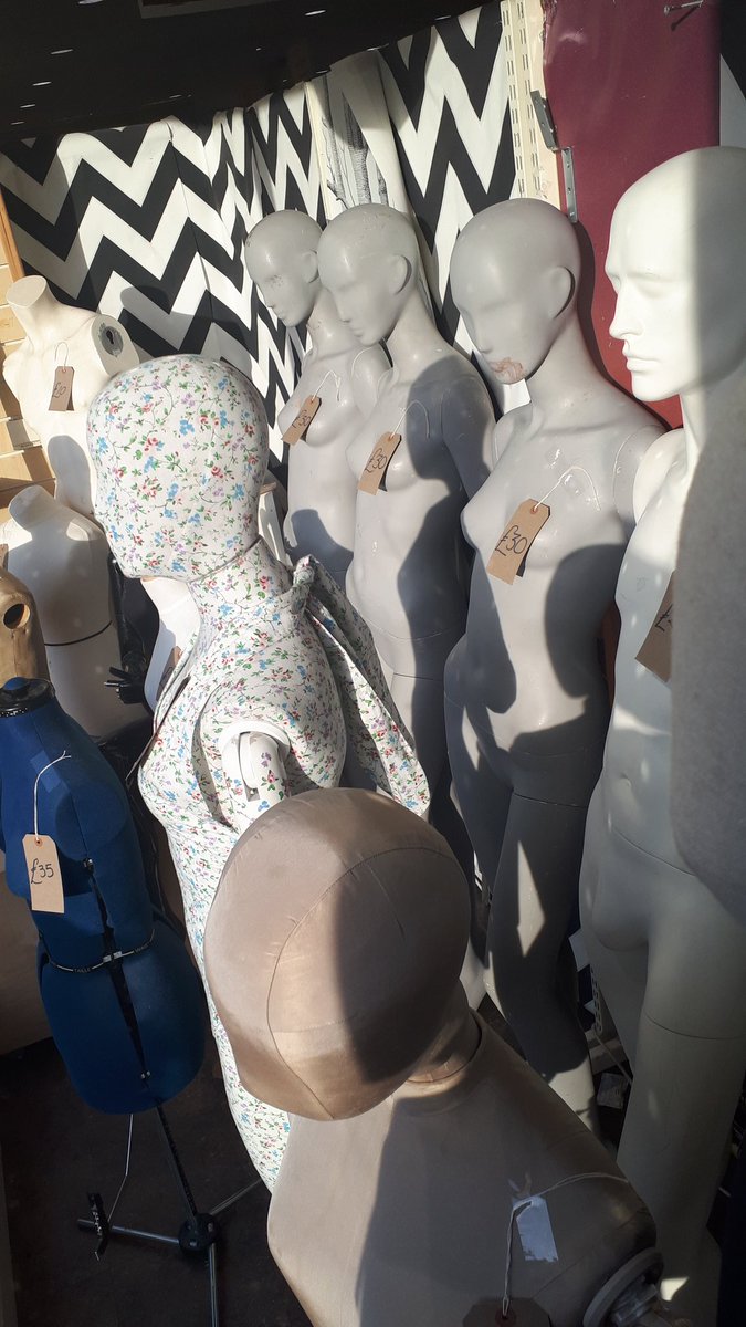 Mannequin clearout
#mannequin #foundinoxfam