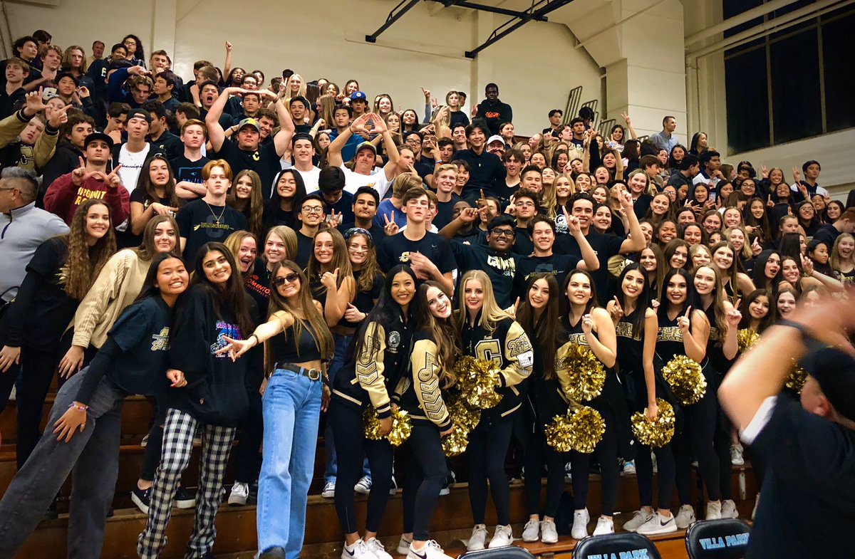 YOU DON’T WANT NO BLACK AND GOLD!!!🖤💛 #tribed @SoCalSections <a href="/SteveFryer/">Steve Fryer</a> <a href="/MAlvarez02/">Manny Alvarez</a> <a href="/ocvarsity/">ocvarsity</a> <a href="/CANYONSuperfan/">Hype man 4 life26</a> <a href="/canyoncomanches/">Canyon High School</a> <a href="/ComancheSports/">Canyon Athletics</a>