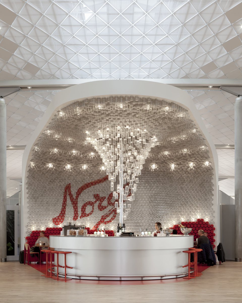 Archidust_'s tweet photo. Norgesglasset by Snøhetta
#Norgesglasset #Design #Interior #Glassstructure #Light #redrubberfloor 
https://t.co/3hMwuwESAy https://t.co/VUSnv9A9u0