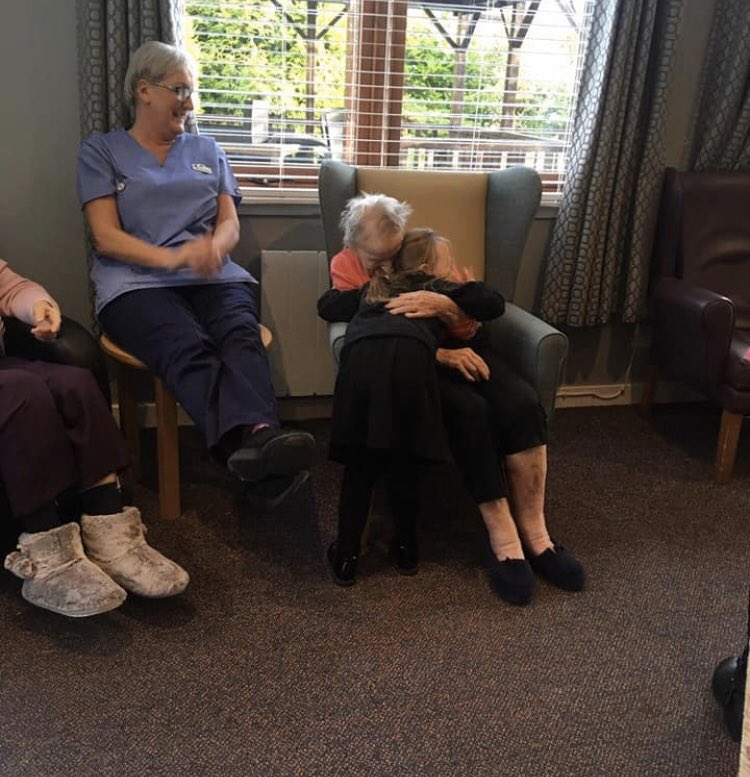 carronshoreEP's tweet photo. We are really looking forward to going back to Carrondale Nursing Home. We will be singing more songs and dancing. #CPStimetravellers I think you can see from the smiles on all the faces how beneficial this is to all involved. #generationproject @GregNicol94 @carronshoreps https://t.co/mwUAvtDwk3