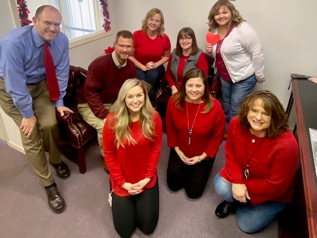 KYCorrections's tweet photo. Central Office (127 building) show their support for women's heart health, while wearing red. #GoRedKY #KYDOC https://t.co/G1YtH3IHwo