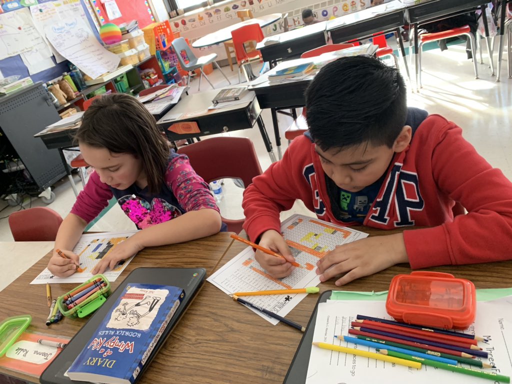 sandycristobal7's tweet photo. It’s Friday and that means it’s time for Math Mystery Picture! #millerinspires #cusd201learns https://t.co/wC4PQfV4sl