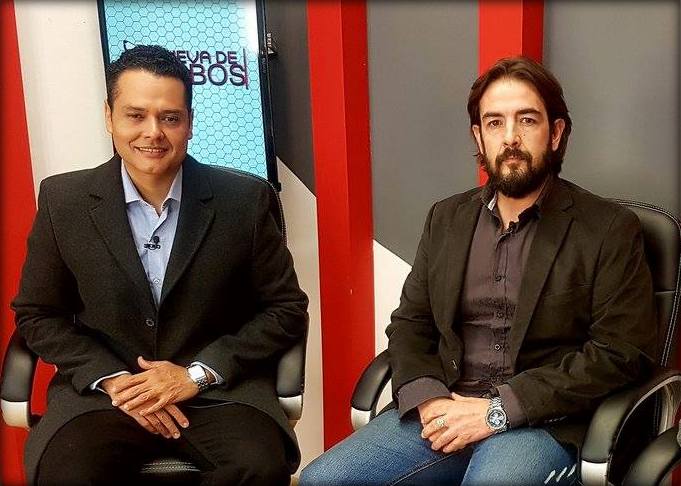 CarlosGarzaSala's tweet photo. Hoy "Análisis Político" con mi amigo @dionelsena por #TVLobos 2 P.M.+- @jackss74 @Jacky_GalvanM @JA_Tinoco_M @josecasas21 @cruzitao3 @monicmg @PaulinaMonreal_ @c_mont22 @JOSRAQUELCORRAL @sergiot45838296 @LiaArregal @GustavoPedroC @elzana44 @CHALYRVC @danisotto @irvingleyva 🙋🏽♂️ https://t.co/KEf8j8tEzJ