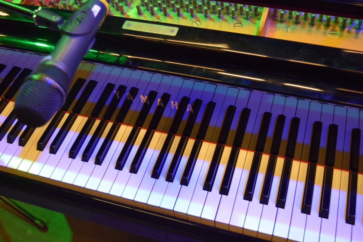 BedfordModern's tweet photo. The sound checks are taking place in the Howard Hall ahead of Open Mic Night this evening. The stage is set as our students prepare to make a lot of noise and rock the house. Join us at 7pm, admission is free.  #greatnightout https://t.co/gW760fyMpP